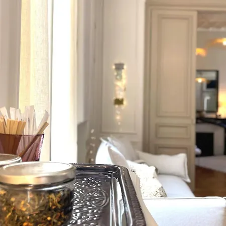 Le Crosne - Parking - Prestige - Calm Appartement