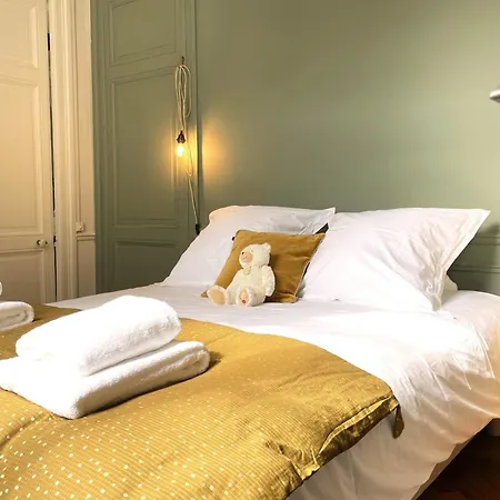 Daire Le Crosne - Parking - Prestige - Calm *