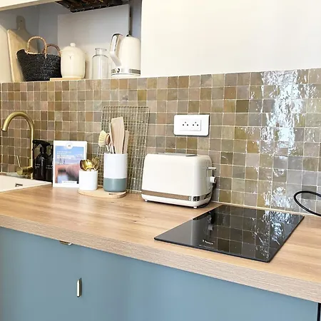 Le Crosne - Parking - Prestige - Calm Rouen