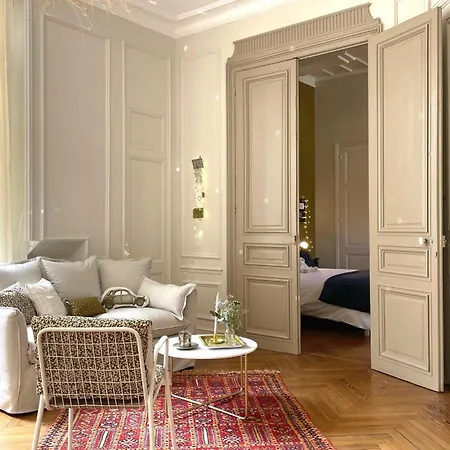 Daire Le Crosne - Parking - Prestige - Calm *